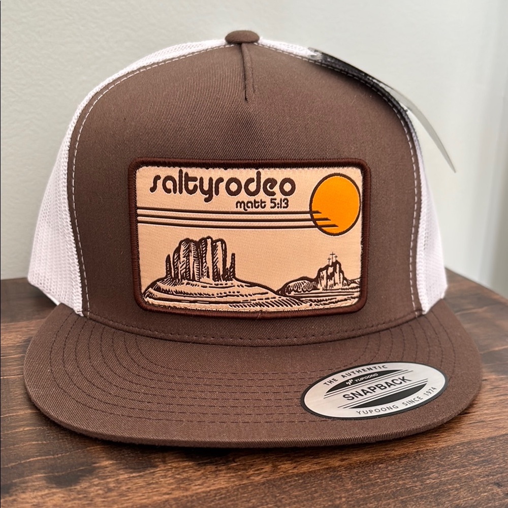 NWT Brown and White Salty Rodeo Snapback Hat